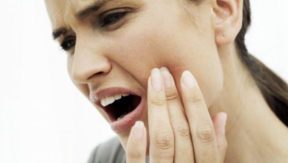 8 remèdes efficaces contre les maux de dents